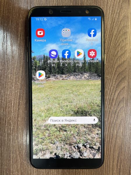 Купить Samsung Galaxy A6 2018 3/32GB (A600FN) Duos в Иркутск за 3400 руб.