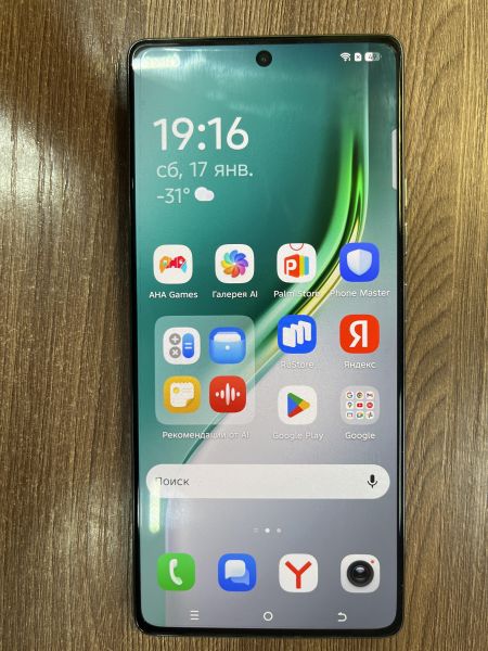 Купить TECNO Camon 40 8/256GB (CM5) Duos в Иркутск за 9500 руб.
