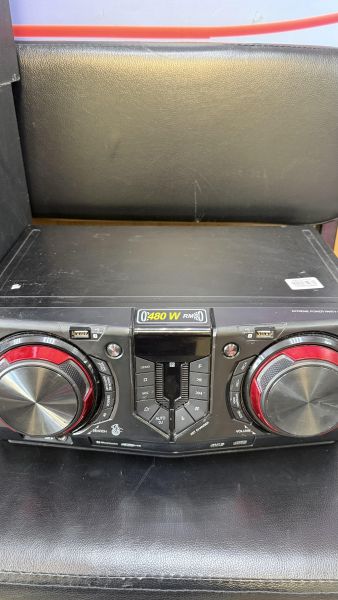 Купить LG XBOOM CJ44 в Иркутск за 13000 руб.