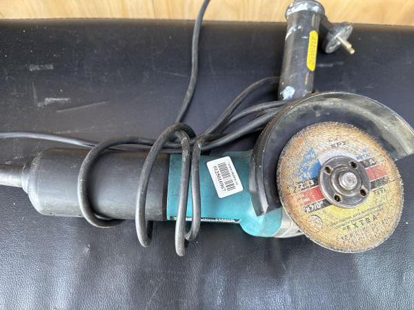 Купить Реплика Makita 9555HN 840W в Иркутск за 1300 руб.