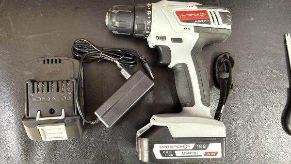 Купить Интерскол ДА-10/18ЭР 35 с СЗУ в Иркутск за 2300 руб.