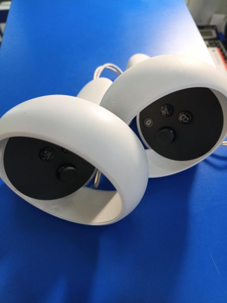 очки и системы vr Oculus Quest 2 (2 геймпада) (KW49CM) 64GB в Иркутск