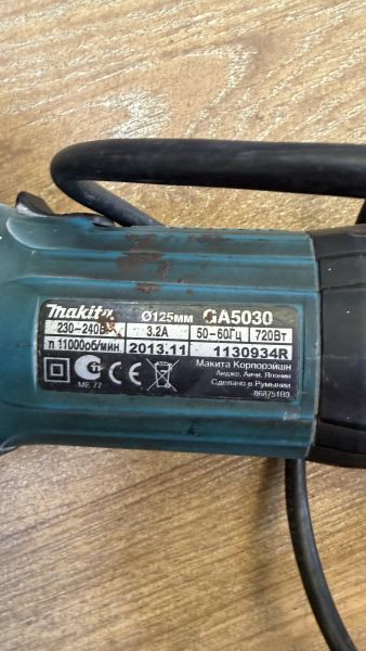 шлифмашина угловая сетевая Makita GA5030 в Иркутск