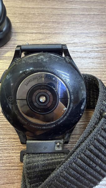 умные часы и браслеты Samsung Galaxy Watch 4 Classic (SM-R890/N) с СЗУ в Иркутск