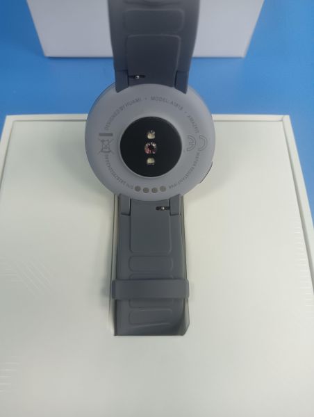 Купить Amazfit Verge Lite (A1818) с СЗУ в Иркутск за 1200 руб.