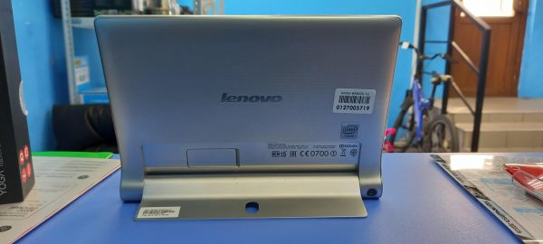 Купить Lenovo Yoga Tablet 2 16GB (830L) (с SIM) в Иркутск за 2999 руб.