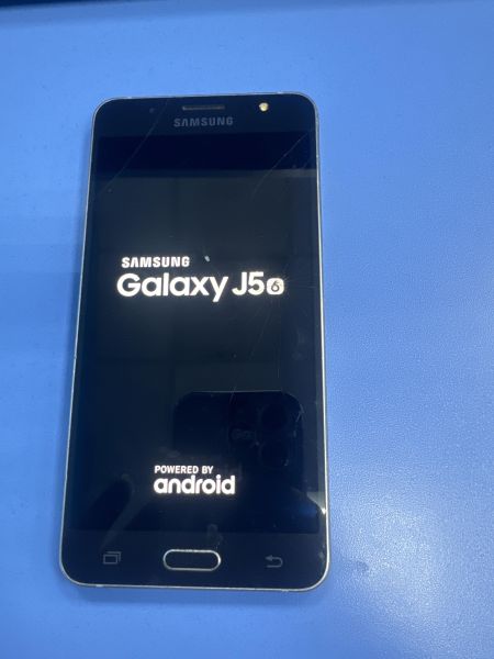 Купить Samsung Galaxy J5 2016 (J510FN) Duos в Иркутск за 1699 руб.