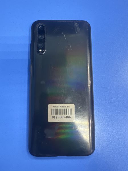 Купить Huawei Y8p 4/128GB (AQM-LX1) Duos в Иркутск за 6599 руб.