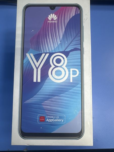 Купить Huawei Y8p 4/128GB (AQM-LX1) Duos в Иркутск за 6599 руб.