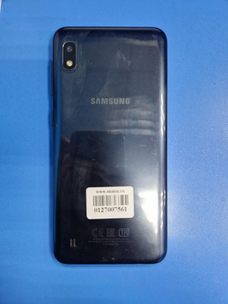 Купить Samsung Galaxy A10 2019 2/32GB (A105F) Duos в Иркутск за 2599 руб.