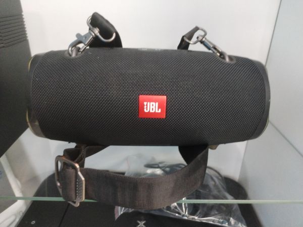 Купить JBL Xtreme 2 с СЗУ в Иркутск за 7599 руб.