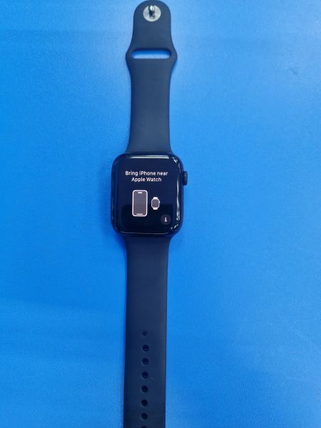 Купить Apple Watch SE 2 44mm (A2723) с СЗУ в Иркутск за 8700 руб.