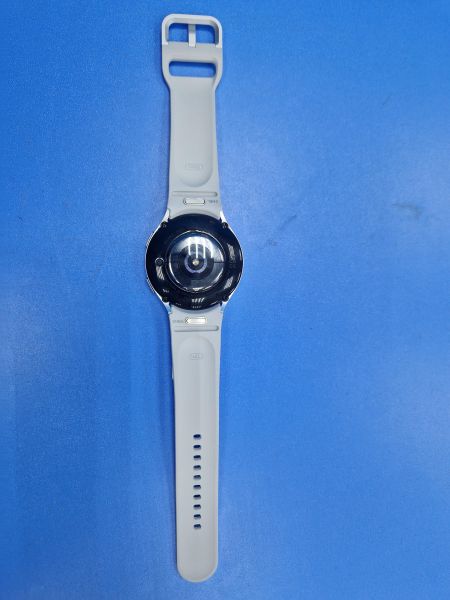 Купить Samsung Galaxy Watch 6 44mm (SM-R940) с СЗУ в Иркутск за 10900 руб.