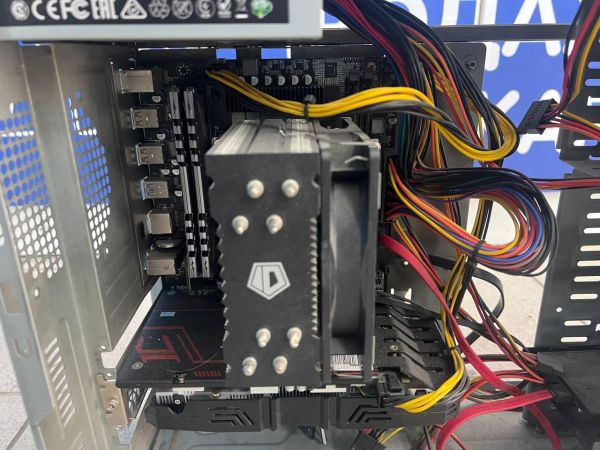 Купить Сборка E5-2669 V3, RX 5500 XT, RAM 16GB, SSD 480GB в Иркутск за 16300 руб.