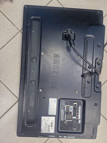 Купить Samsung LE32C550J1W в Иркутск за 5100 руб.