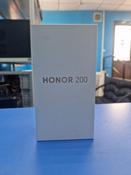 Купить Honor 200 8/256GB (ELI-NX9) Duos в Иркутск за 26650 руб.