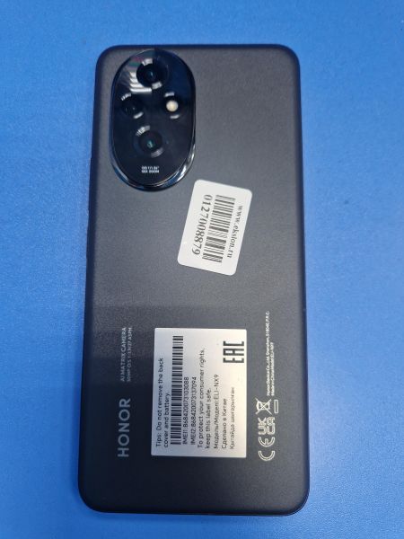 Купить Honor 200 8/256GB (ELI-NX9) Duos в Иркутск за 26650 руб.