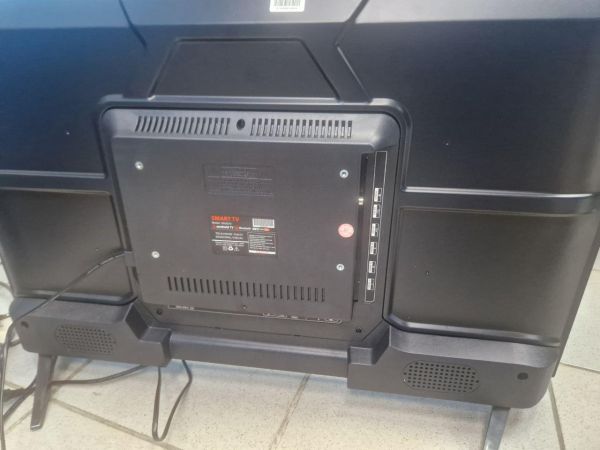 Купить Китайский SmartTV 32UQ70 в Иркутск за 8700 руб.