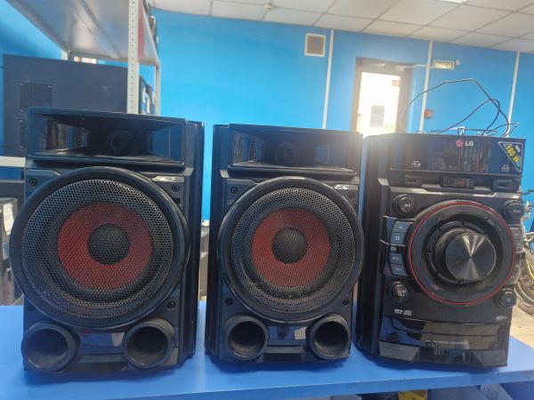 Купить LG XBOOM CM4330 в Иркутск за 5450 руб.