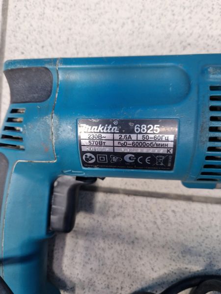 Купить Makita 6825 в Иркутск за 4400 руб.