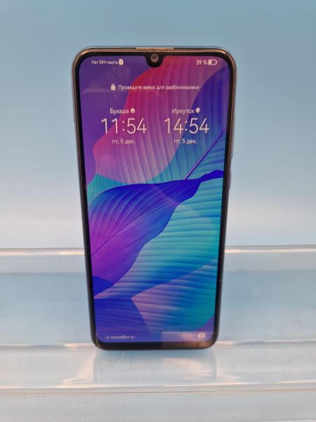 Купить Huawei Y8p 4/128GB (AQM-LX1) Duos в Иркутск за 3900 руб.