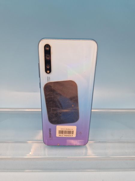 Купить Huawei Y8p 4/128GB (AQM-LX1) Duos в Иркутск за 3900 руб.