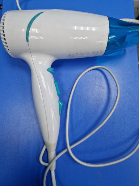 Купить Bosch StarShine DryStyle PHD2511 в Иркутск за 500 руб.