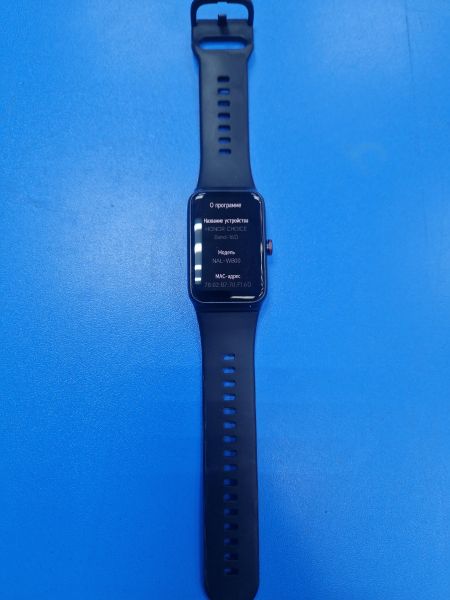 Купить Honor Choice Band (NAL-WB00) с СЗУ в Иркутск за 1400 руб.