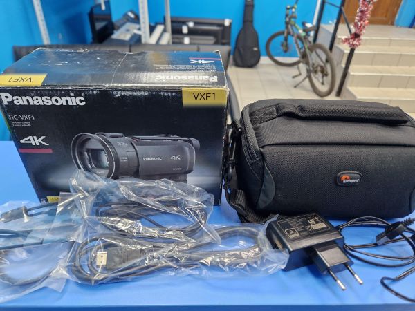 Купить Panasonic HC-VXF1 с СЗУ в Иркутск за 29300 руб.