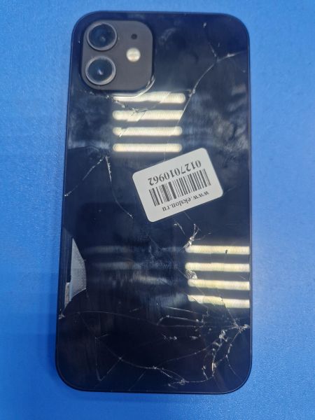 Купить Apple iPhone 12 128GB в Иркутск за 8200 руб.