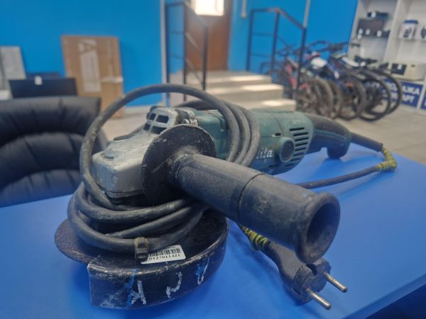 Купить Makita GA6021C в Иркутск за 3600 руб.