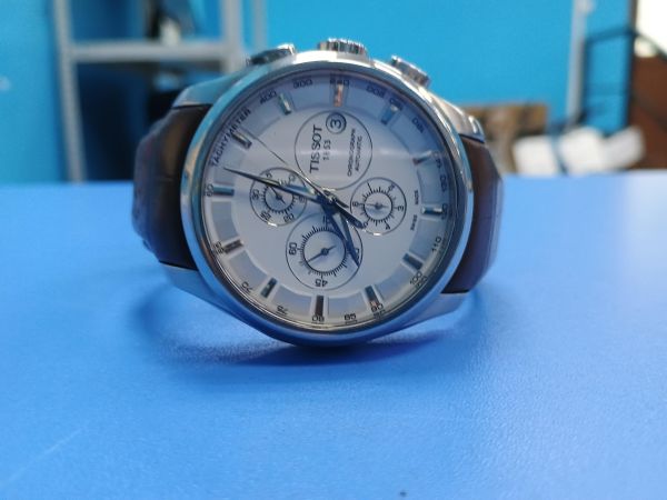 наручные часы Tissot Couturier Automatic Chronograph T035.627.16.031.00 в Иркутск