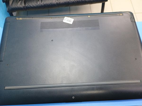 ноутбук HP 17-by2012ur 1V1X0EA в Иркутск
