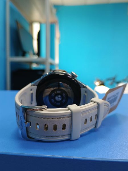 умные часы и браслеты Huawei Watch 5 (SOC-AL00) с СЗУ в Иркутск