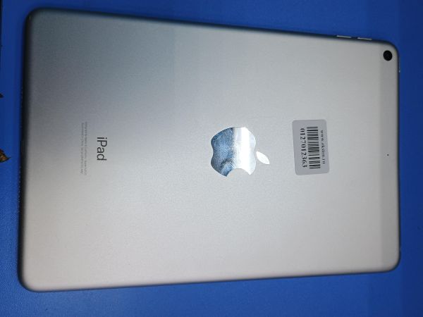 планшет Apple iPad mini 5 2019 256GB (A2133) (без SIM) в Иркутск