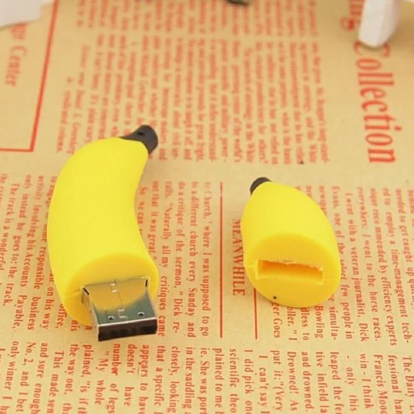 Купить USB 16GB Банан (новая) в Томск за 549 руб.