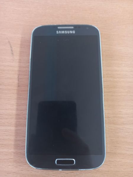 Купить Samsung Galaxy S4 (i9500) в Томск за 1499 руб.