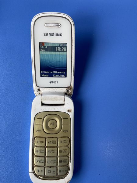 Купить Samsung E1272 Duos в Иркутск за 399 руб.