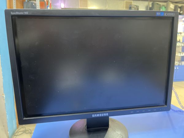 Купить Samsung SyncMaster 943NW в Чита за 2149 руб.