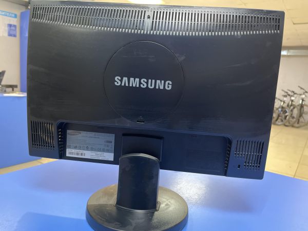 Купить Samsung SyncMaster 943NW в Чита за 2149 руб.