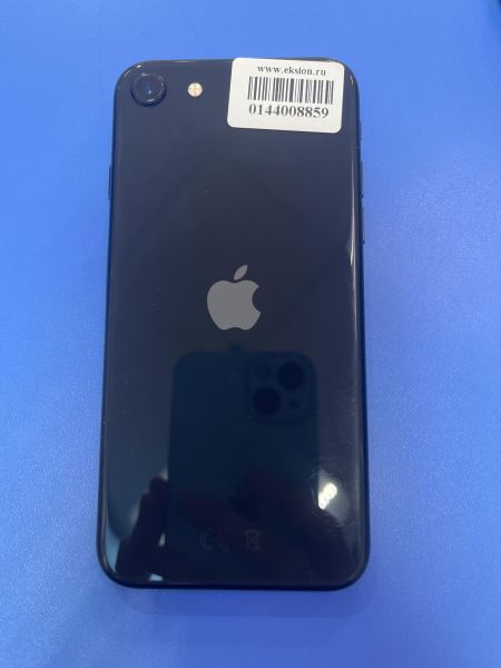 Купить Apple iPhone SE 2nd gen. 2020 128GB в Чита за 9999 руб.