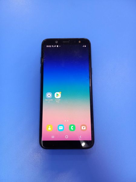 Купить Samsung Galaxy A6 2018 3/32GB (A600FN) Duos в Чита за 2349 руб.