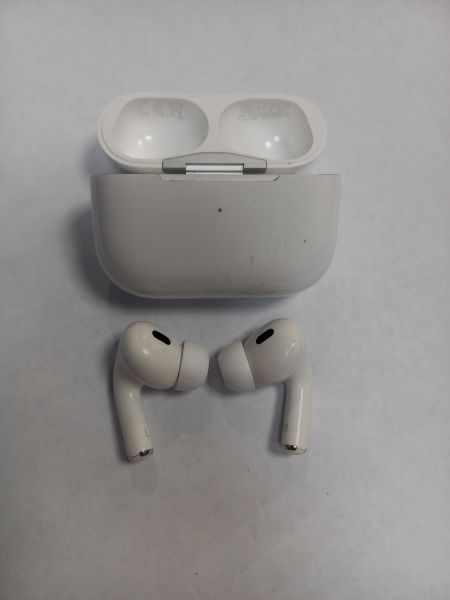 Купить Apple AirPods Pro 2 (A3047, A3048, A3049) в Чита за 5100 руб.