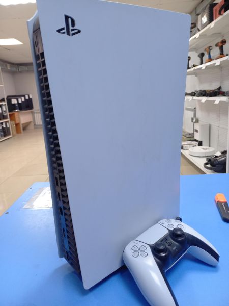 Купить Sony PlayStation 5 825GB (CFI-1008B) в Чита за 32250 руб.