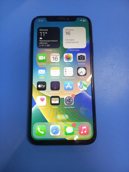 Купить Apple iPhone X 64GB в Чита за 3850 руб.
