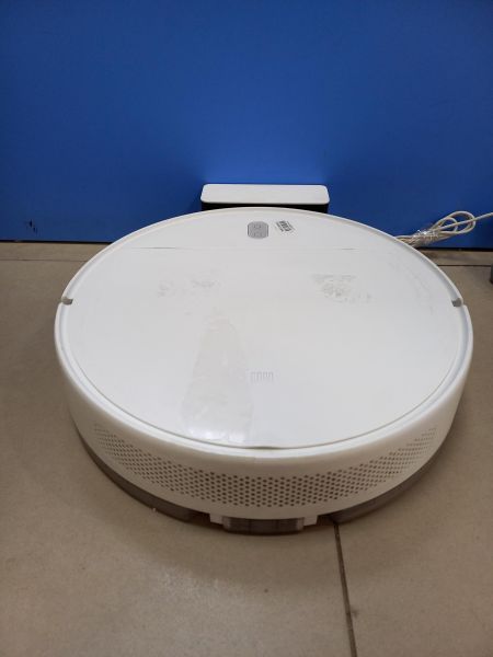 Купить Xiaomi Mi Robot Vacuum-Mop Essential (MJSTG1) с СЗУ в Чита за 3200 руб.