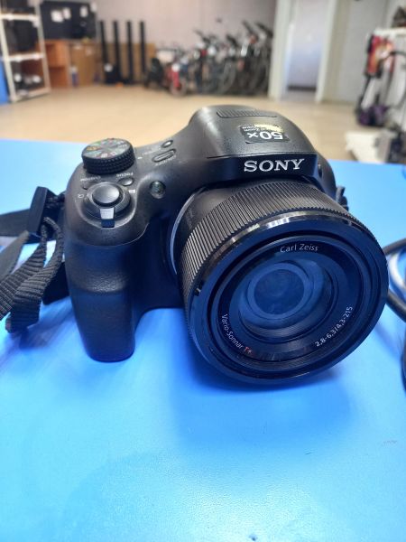 Купить Sony Cyber-shot DSC-HX300 с СЗУ в Чита за 6300 руб.