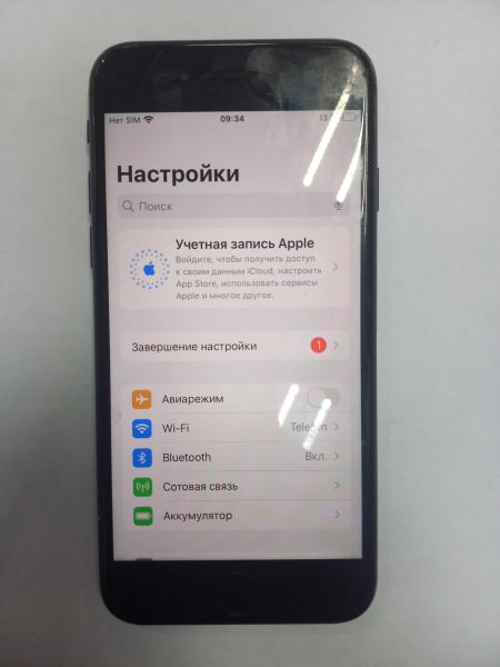 Купить Apple iPhone SE 2nd gen. 2020 64GB в Чита за 6100 руб.