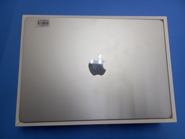 Купить Apple MacBook Air 13 (A3240) (16/256GB) в Чита за 77900 руб.