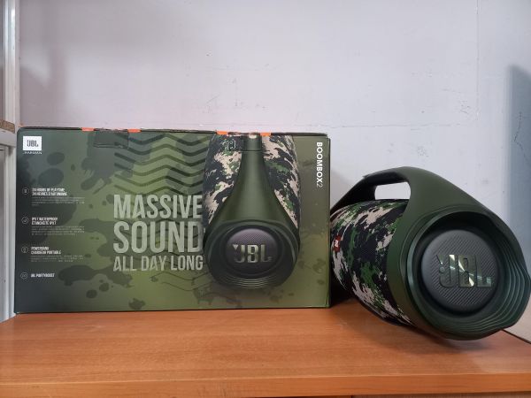 Купить JBL Boombox 2 с СЗУ в Чита за 19700 руб.